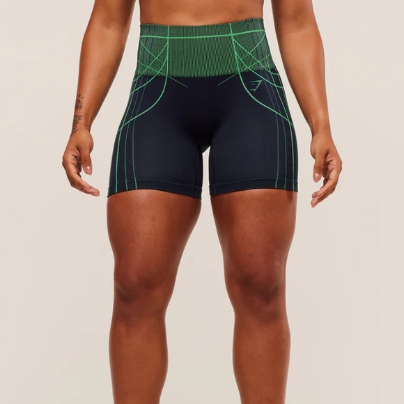 Gymshark Pants - Apex Seamless Shorts and Bra Set